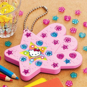 Hello Kitty Kira Kira Charmy Oshare Key Holder Set.png